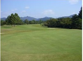 千刈カンツリー倶楽部のコース風景