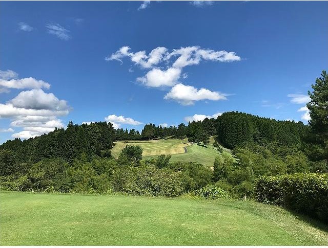 伊都ゴルフ倶楽部のコース風景