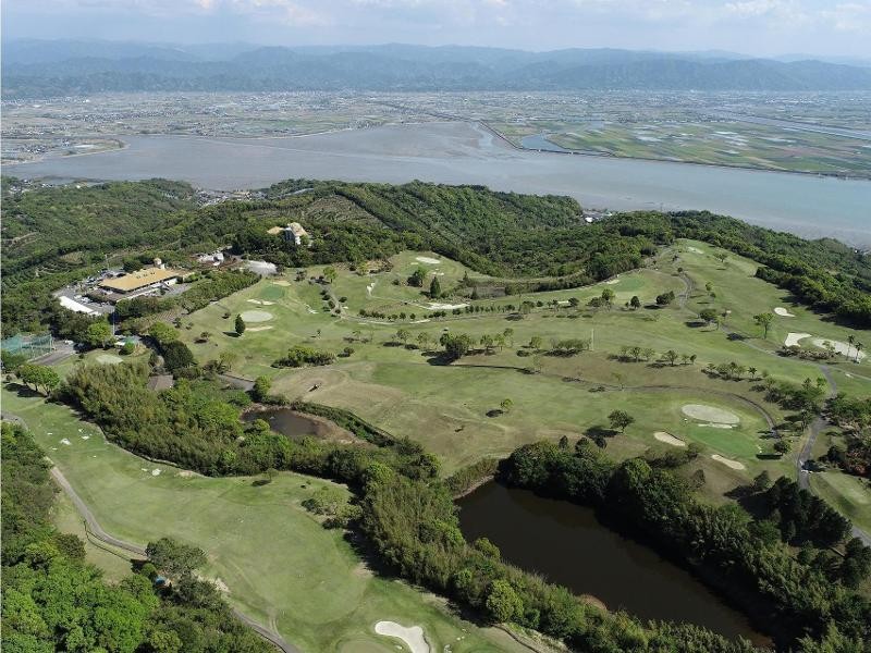 あつまるレークカントリークラブのコース風景