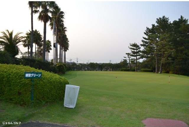 宮崎カントリークラブのコース風景