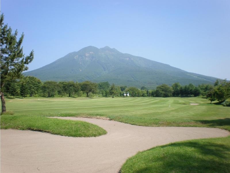 青森ロイヤルゴルフクラブのコース風景