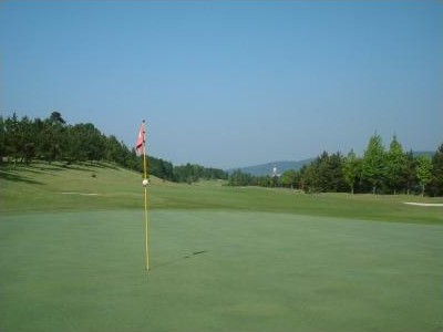 明智ゴルフ倶楽部 ひるかわゴルフ場のコース風景