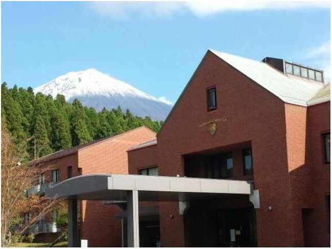 朝霧ジャンボリーゴルフクラブのコース風景