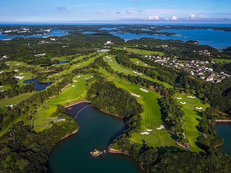 ＮＥＭＵ　ＧＯＬＦ　ＣＬＵＢ（旧合歓の郷ゴルフクラブ）のコース風景