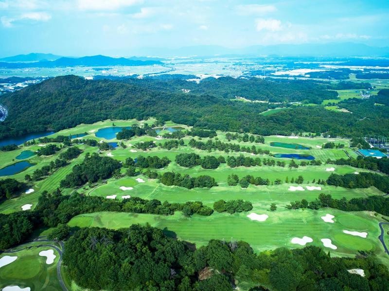 朝日野カントリー倶楽部のコース風景