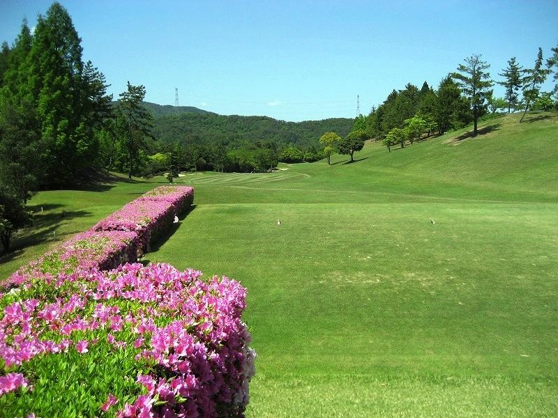 関西カントリークラブのコース風景