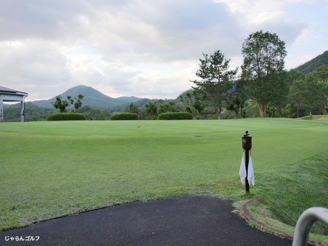 オータニにしきカントリークラブのコース風景