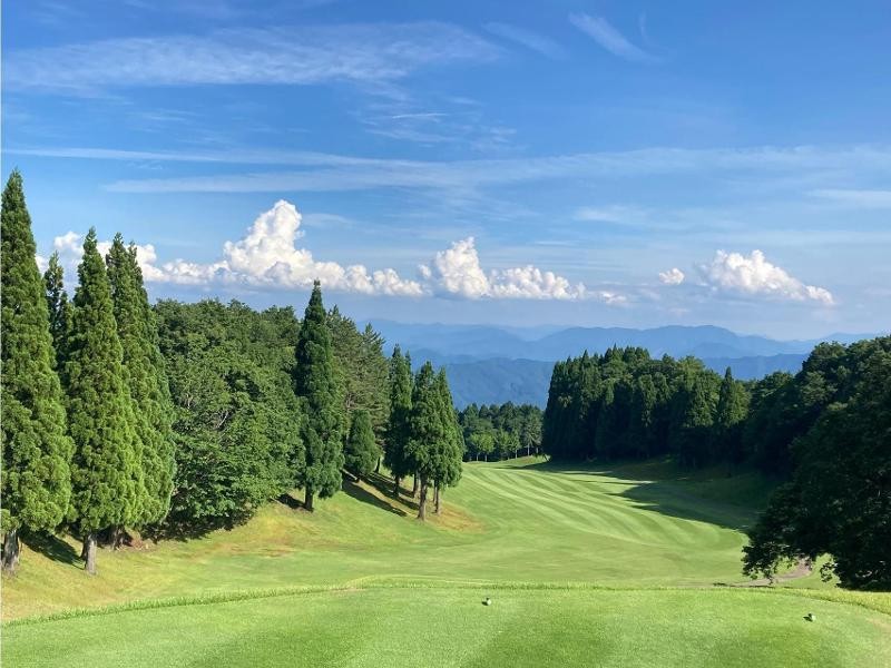 湯村カンツリークラブのコース風景
