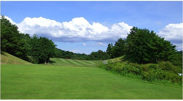 太宰府ゴルフ倶楽部のコース風景