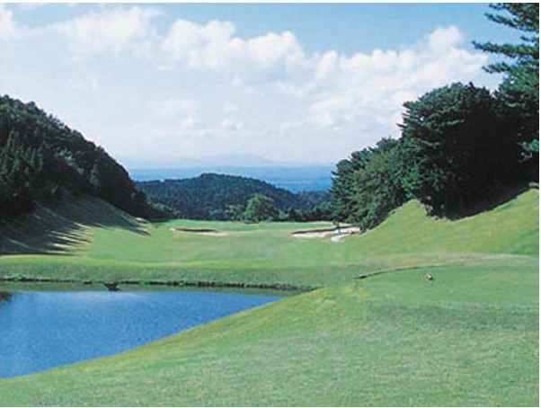 日立高鈴ゴルフ倶楽部のコース風景