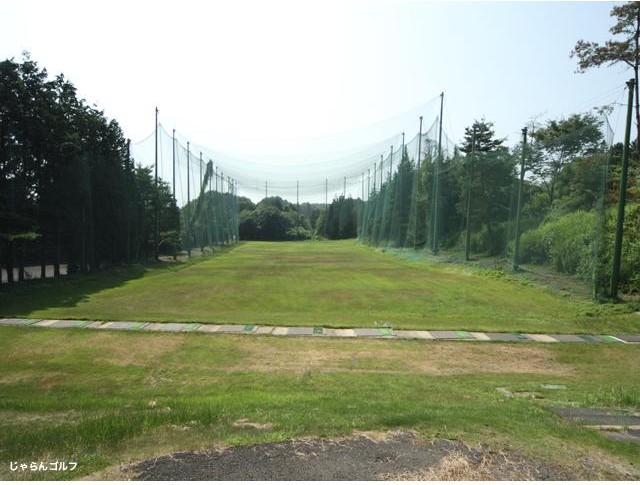那珂カントリー倶楽部のコース風景