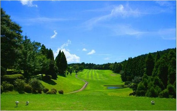 上総富士ゴルフクラブのコース風景