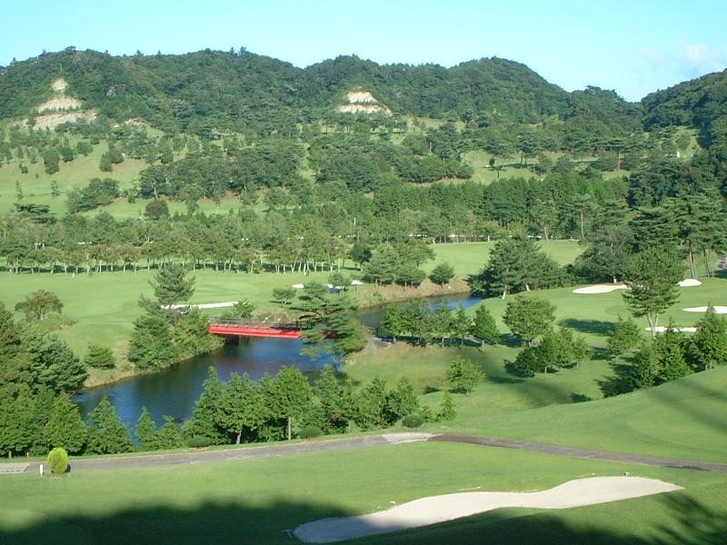 木更津東カントリークラブ(旧:亀山湖カントリークラブ)のコース風景