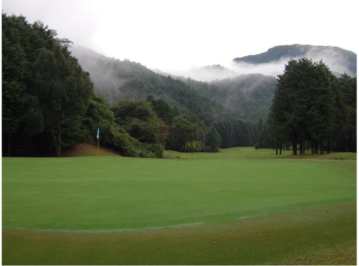 滝野カントリー倶楽部　八千代コースのコース風景