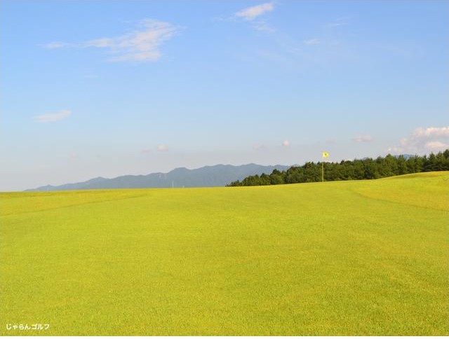唐津ゴルフ倶楽部のコース風景