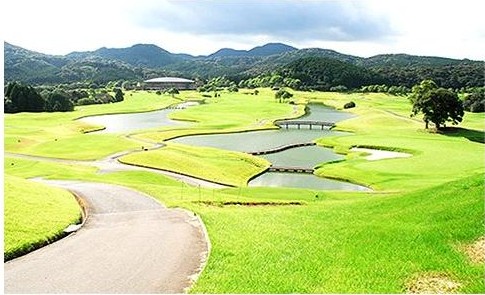 武雄嬉野カントリークラブのコース風景