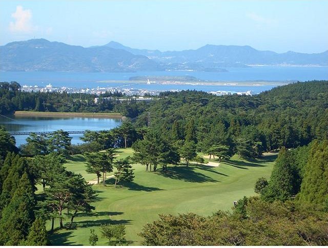 武雄嬉野カントリークラブのコース風景